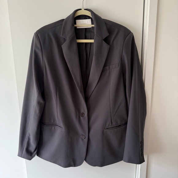 Meshki Simone Oversized Blazer in Charcoal - Picture 1 of 8